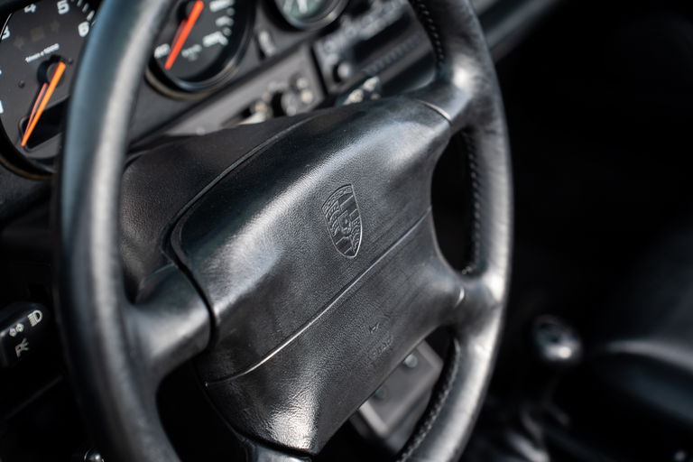 Porsche 993 Carrera 4