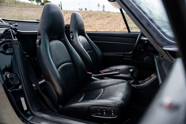 Porsche 993 Carrera 4