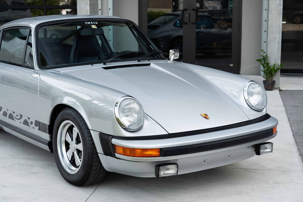 Porsche 911 Carrera (US)
