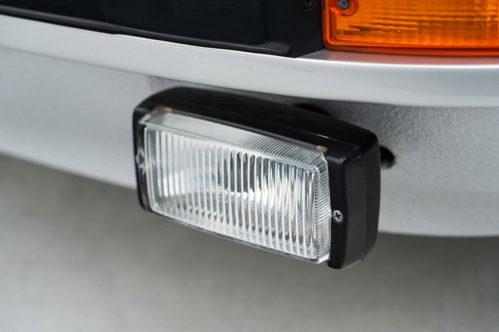 Porsche 911 Carrera (US)