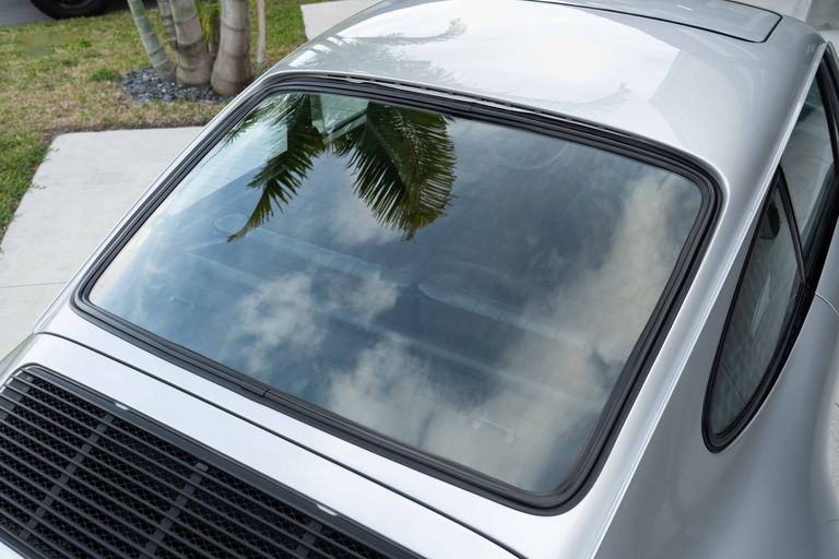 Porsche 911 Carrera (US)