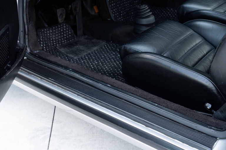 Porsche 911 Carrera (US)