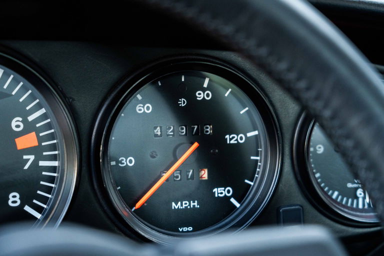 Porsche 911 Carrera (US)