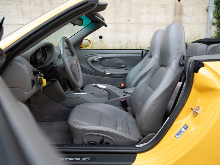 Porsche 996 Carrera 4S