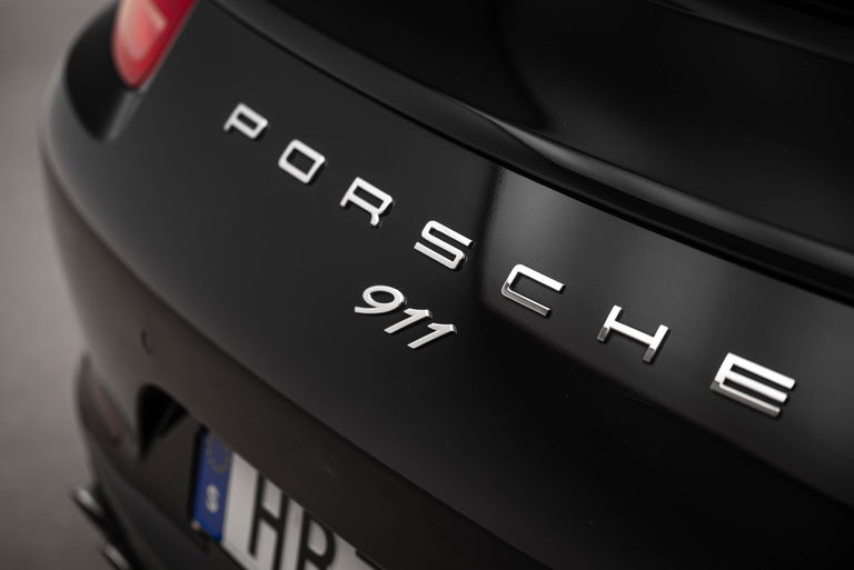 Porsche 991 Carrera Black Edition