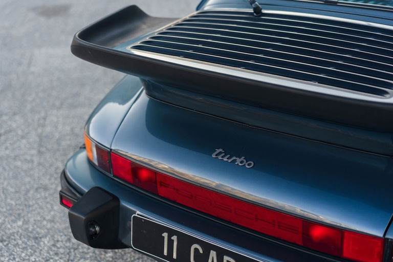 Porsche 911 Turbo 3.3