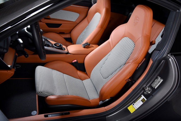 Porsche 992 Sport Classic