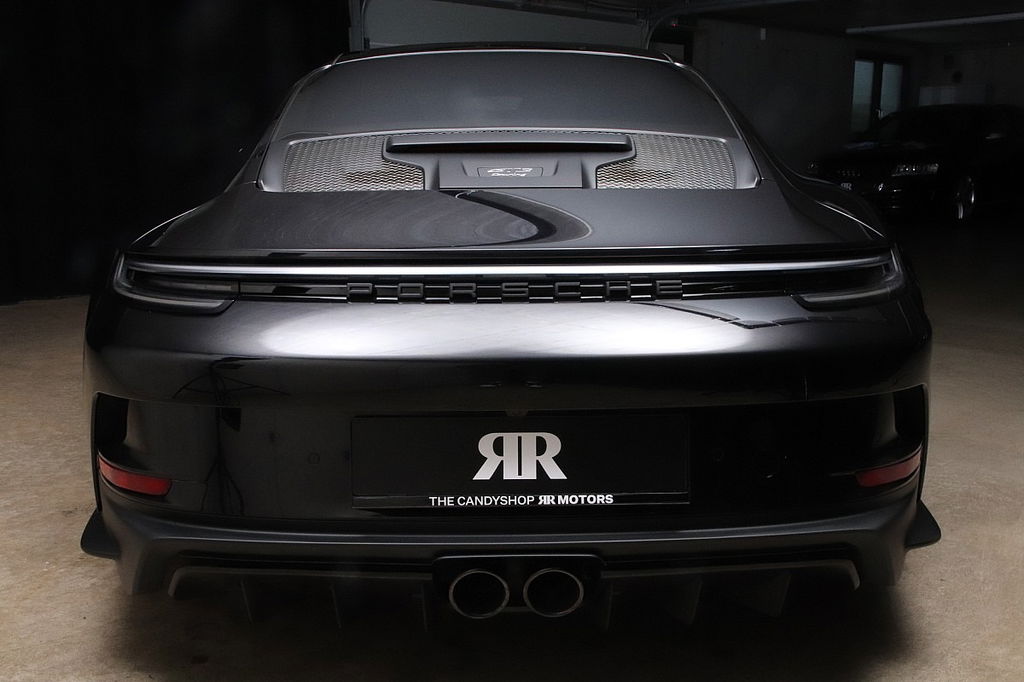 Porsche 992 GT3 Touring