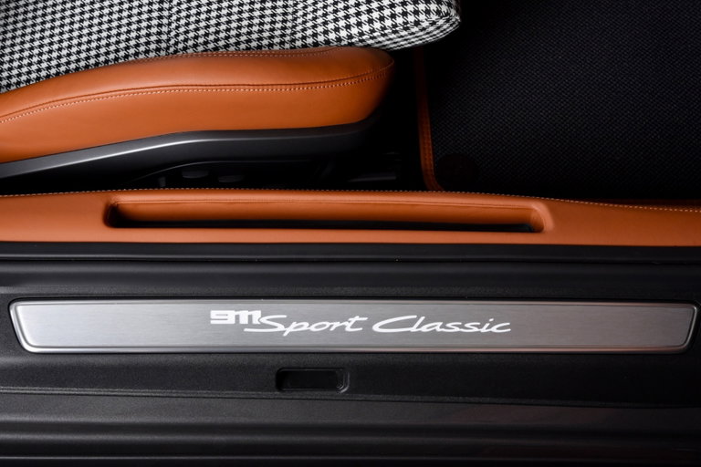 Porsche 992 Sport Classic