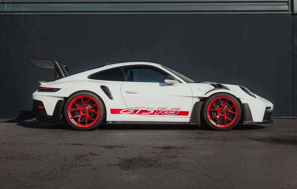 Porsche 992 GT3 RS