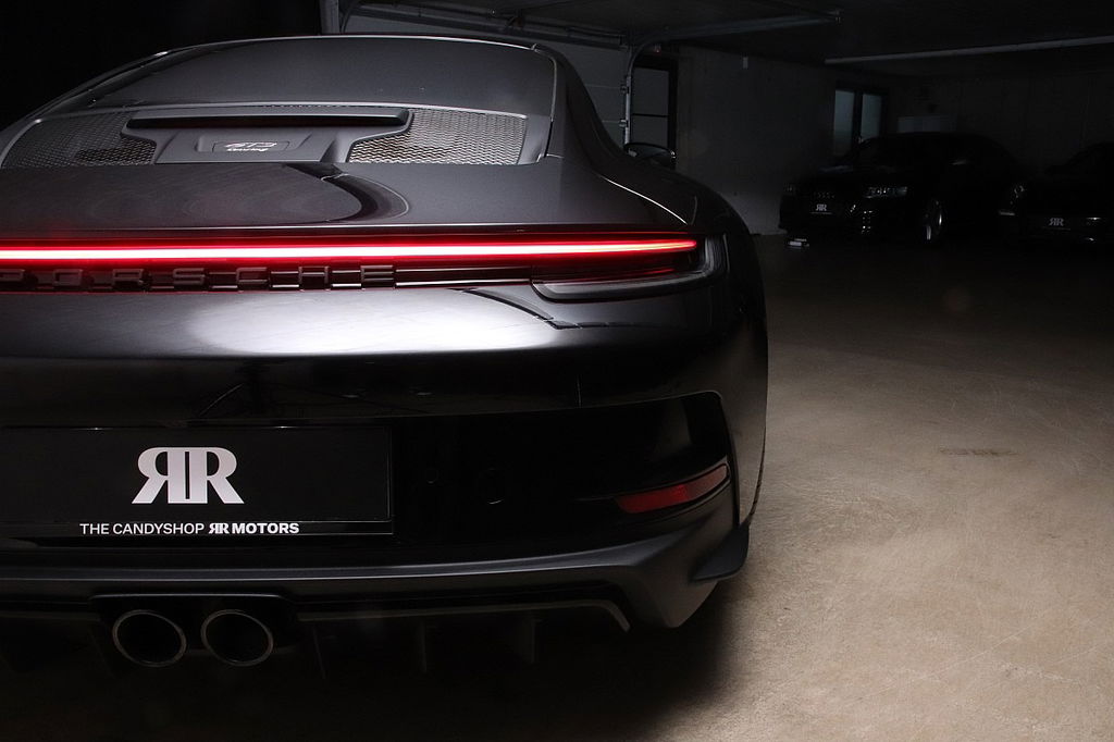 Porsche 992 GT3 Touring