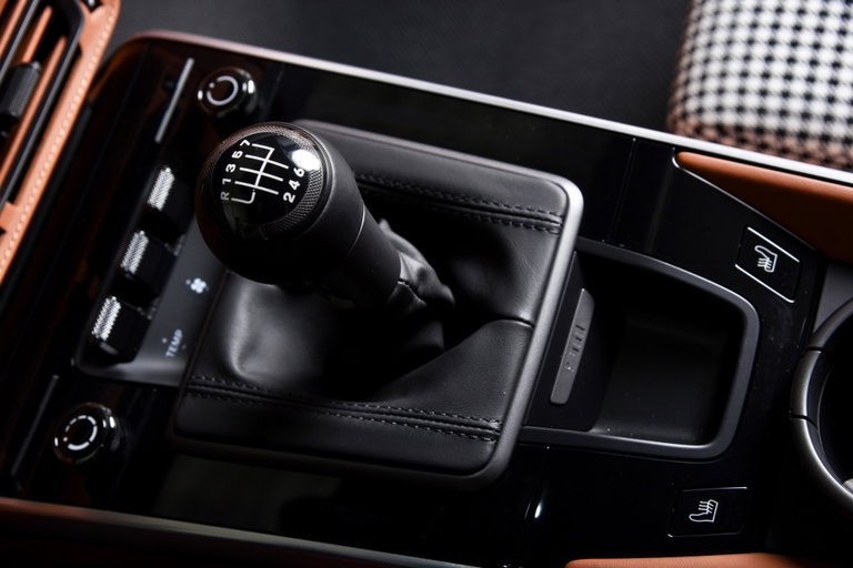 Porsche 992 Sport Classic