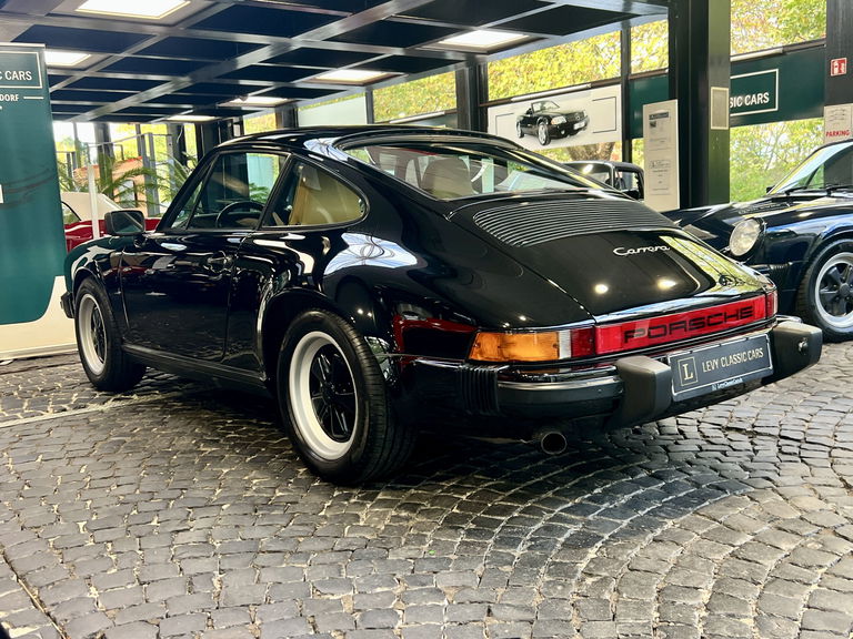Porsche 911 Carrera 3.2