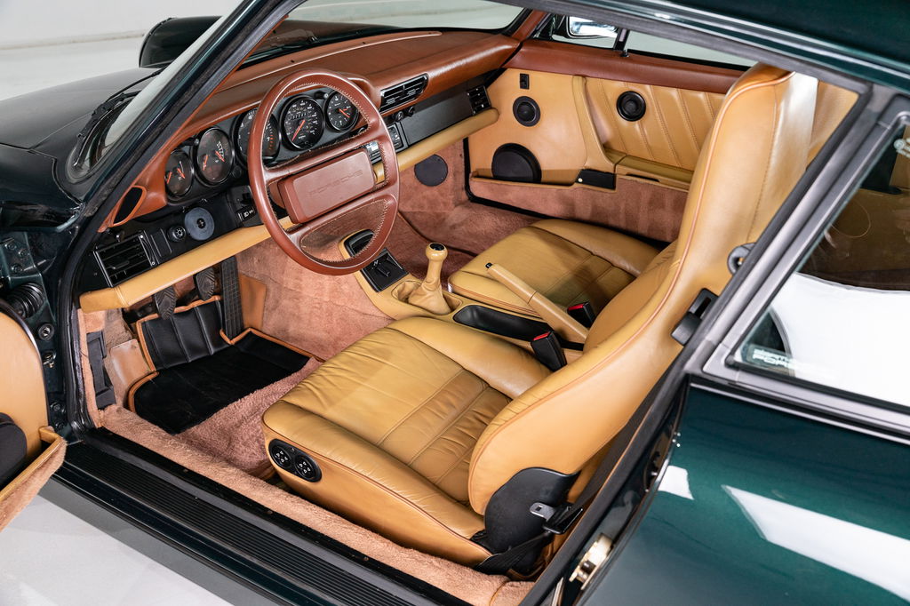 Porsche 964 Carrera 4