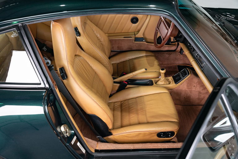 Porsche 964 Carrera 4