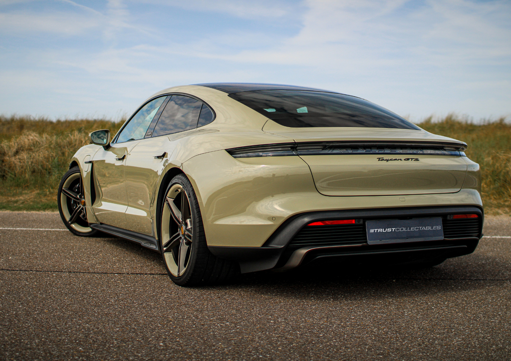 Porsche Taycan GTS