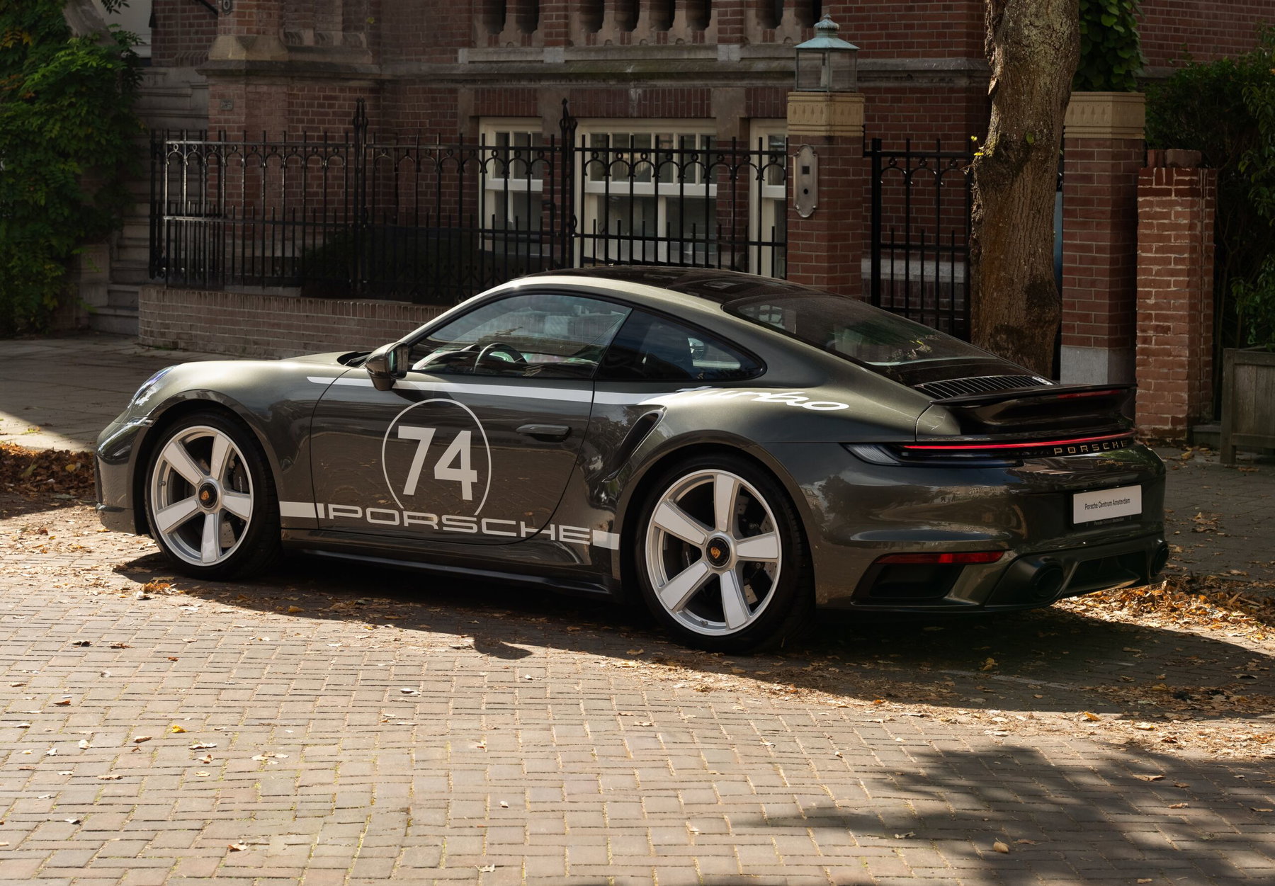 Porsche 992 Turbo 50 Jahre 2025 - elferspot.com - Marketplace for