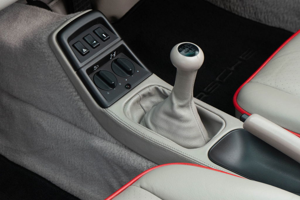 Porsche 964 Carrera 4