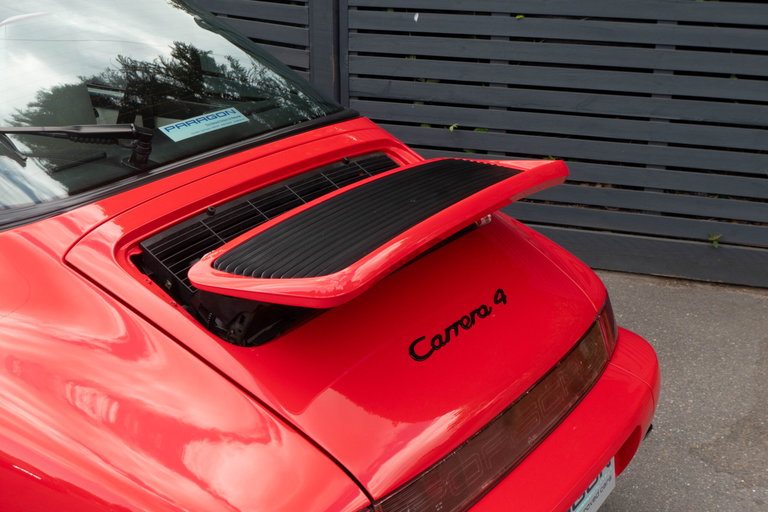 Porsche 964 Carrera 4