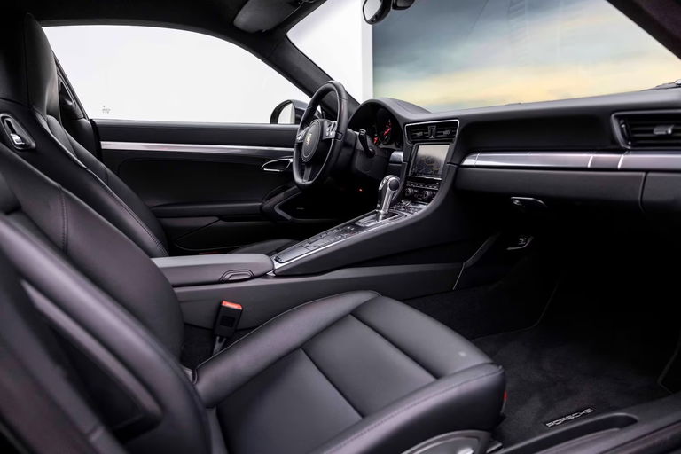 Porsche 991 Carrera 4