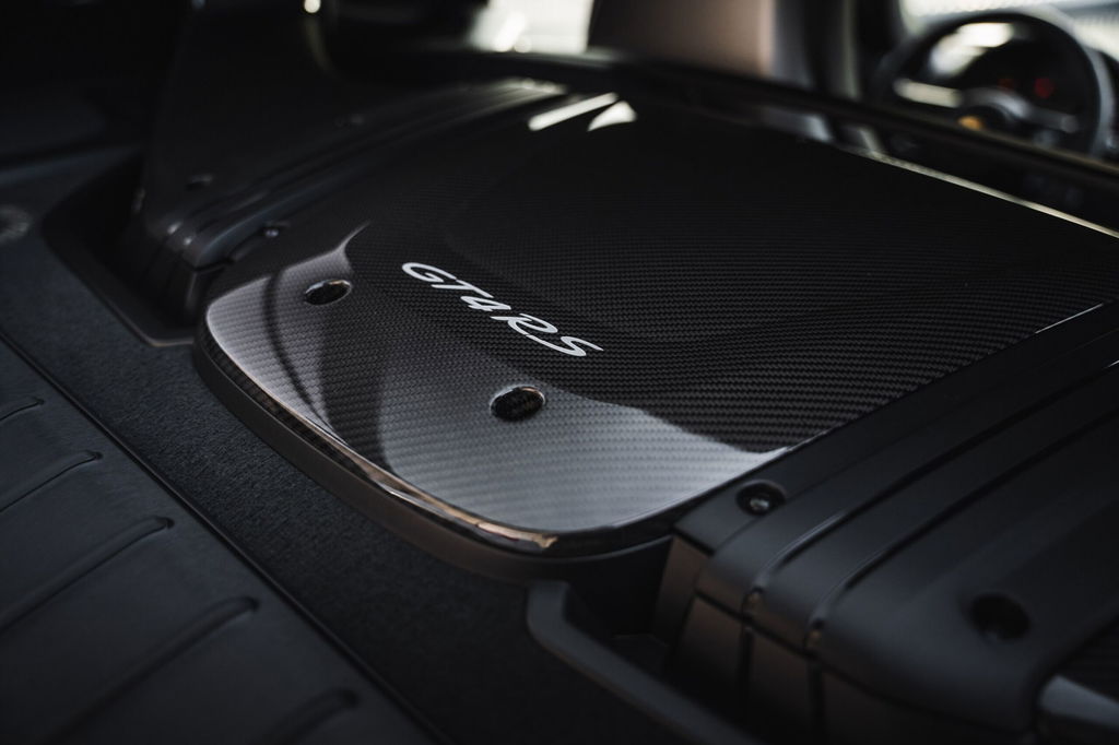 Porsche 718 Cayman GT4 RS