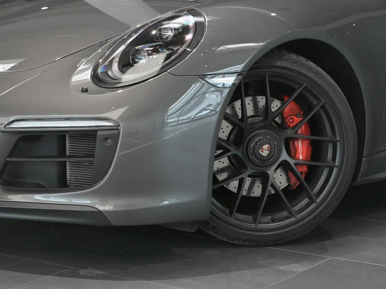 Porsche 991.2 Carrera 4 GTS