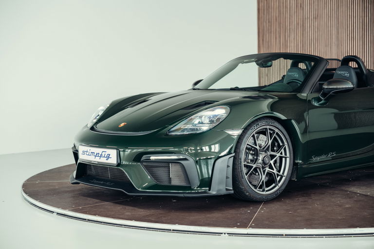 Porsche 718 Spyder RS
