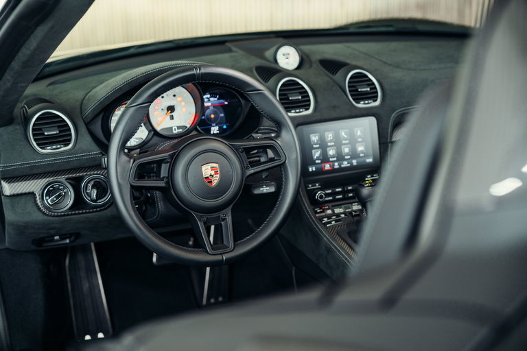 Porsche 718 Spyder RS