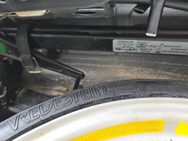 Porsche 911 Turbo 3.3 (US)