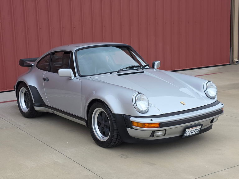 Porsche 911 Turbo 3.3 (US)