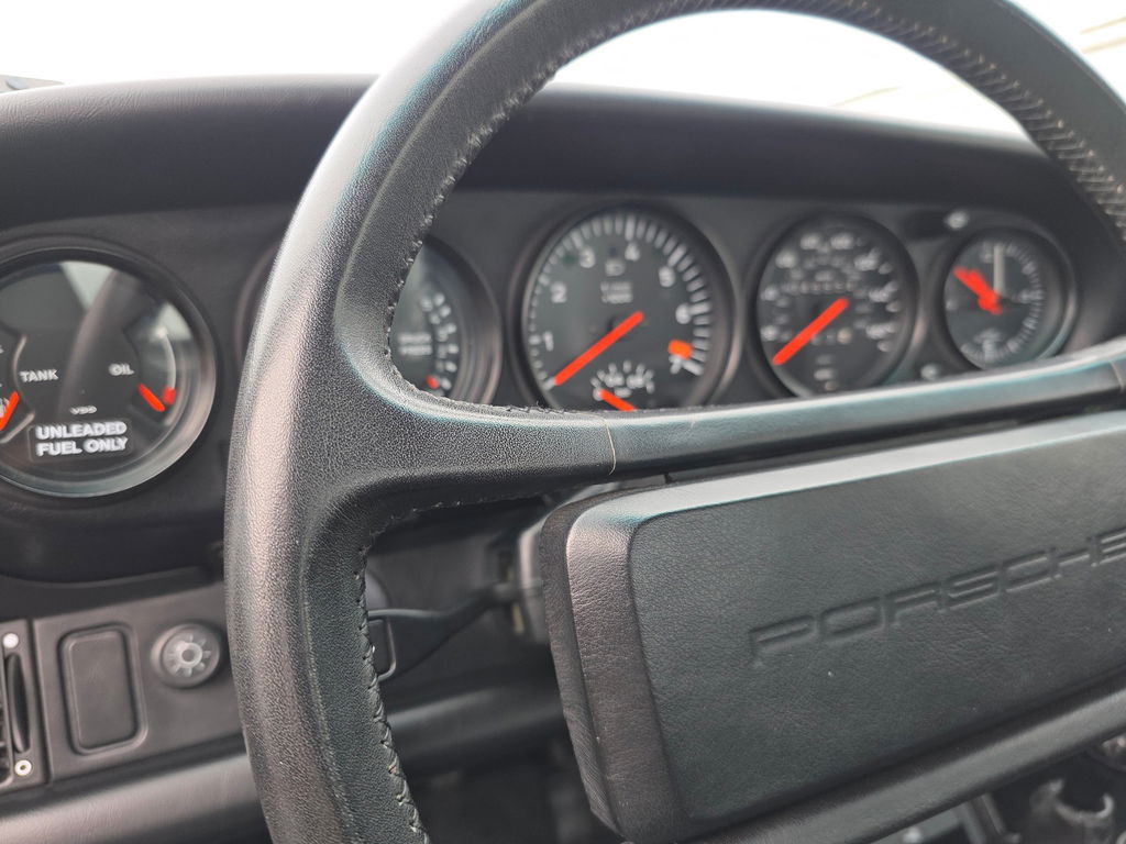 Porsche 911 Turbo 3.3 (US)