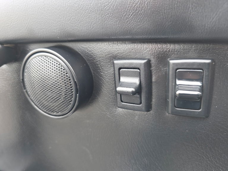 Porsche 911 Turbo 3.3 (US)