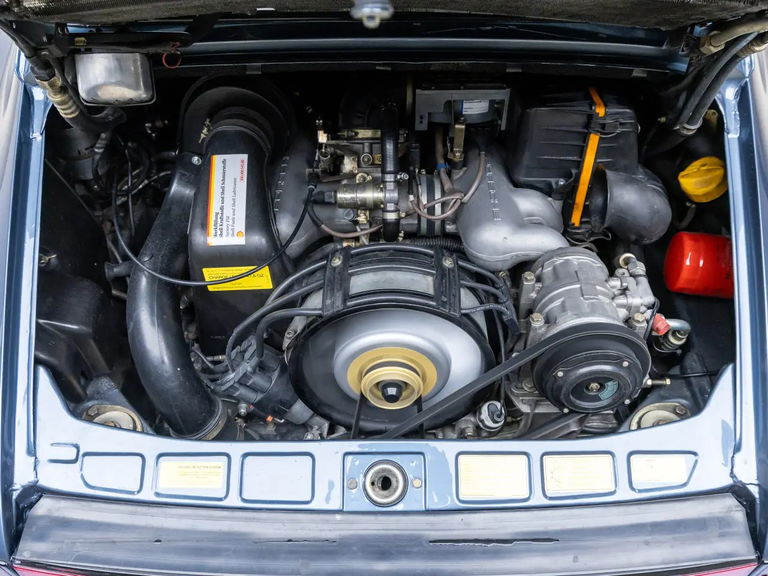 Porsche 911 Carrera 3.2