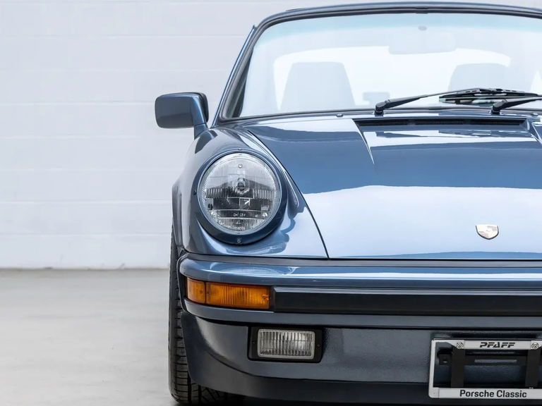 Porsche 911 Carrera 3.2
