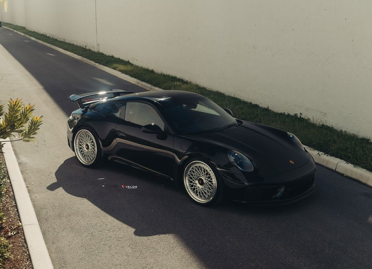 Porsche 992 Carrera GTS