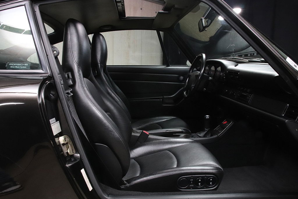 Porsche 993 Carrera 4