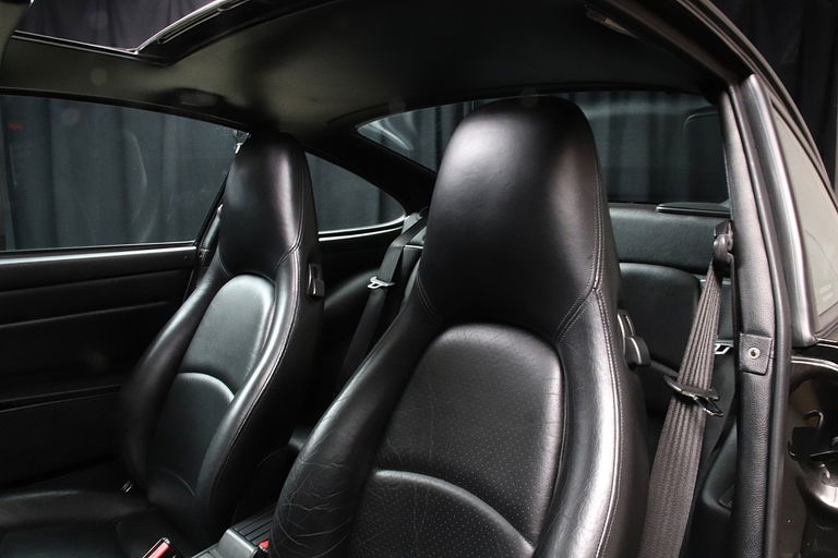 Porsche 993 Carrera 4