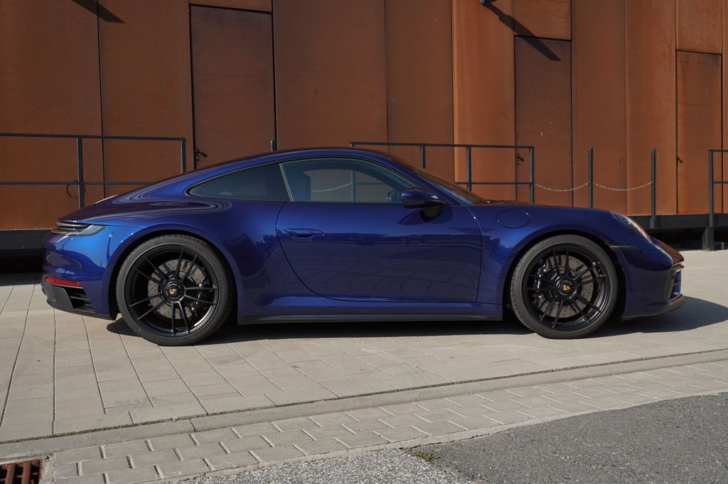 Porsche 992 Carrera GTS