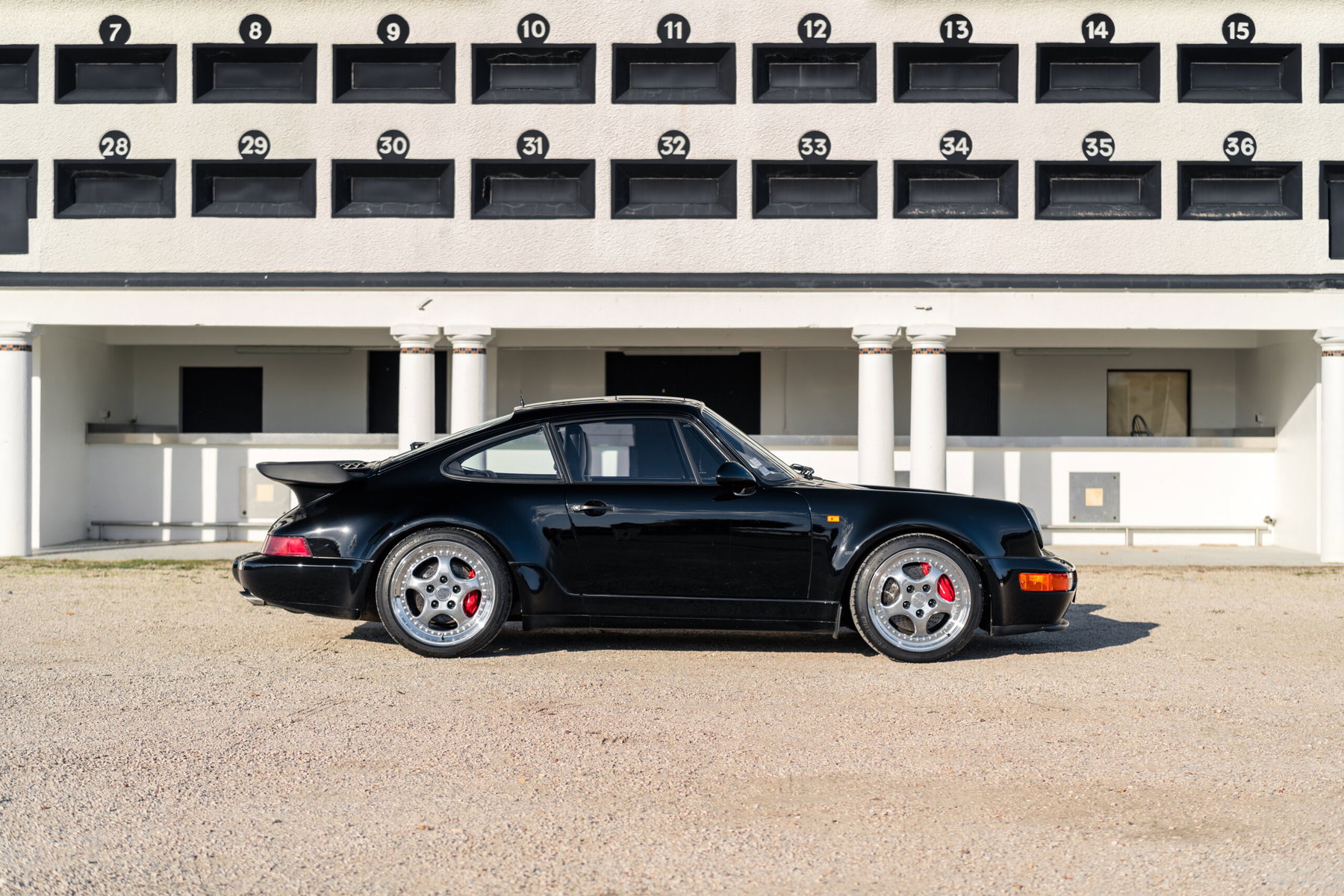 Porsche 964 Turbo 3.6 1993 - elferspot.com - Marketplace for
