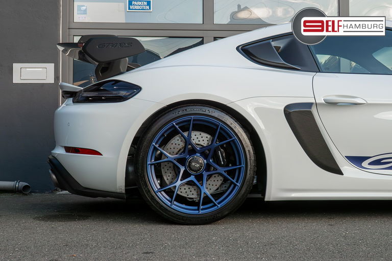 Porsche 718 Cayman GT4 RS