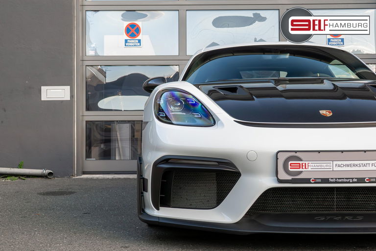 Porsche 718 Cayman GT4 RS