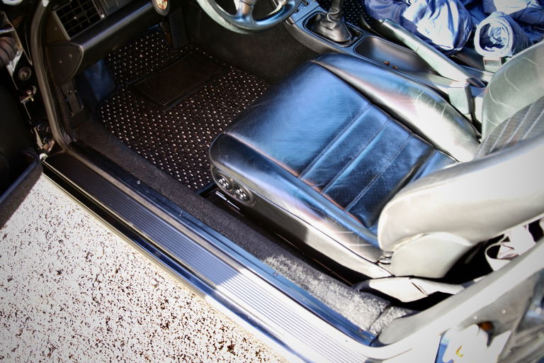 Porsche 964 Carrera 4