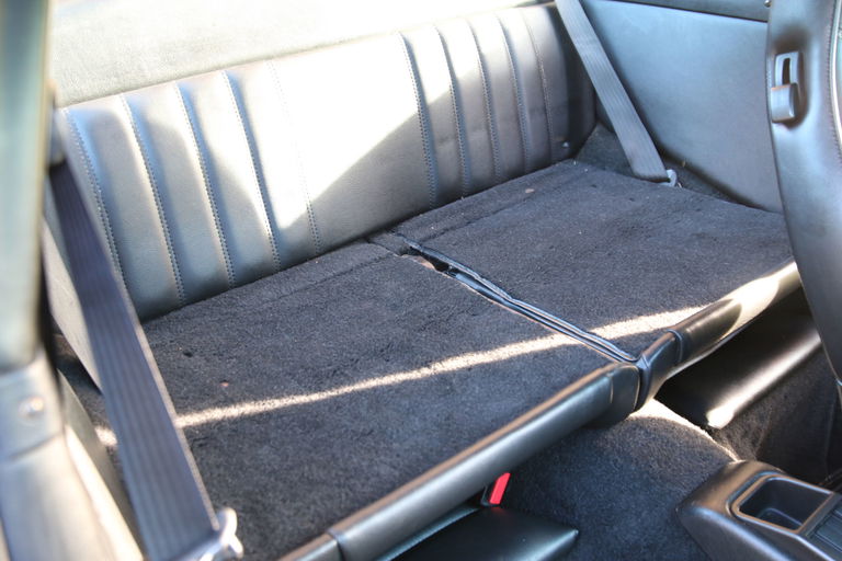 Porsche 964 Carrera 4