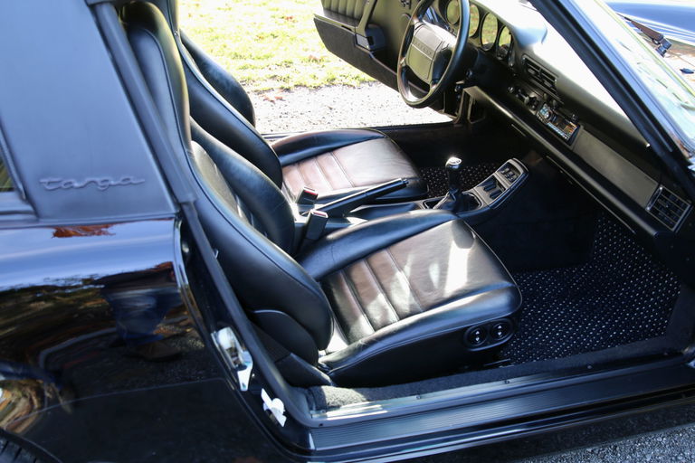 Porsche 964 Carrera 4