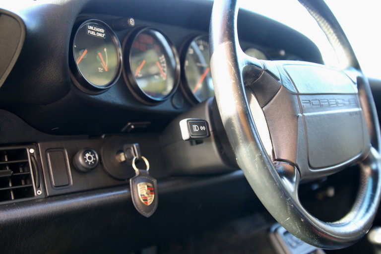 Porsche 964 Carrera 4