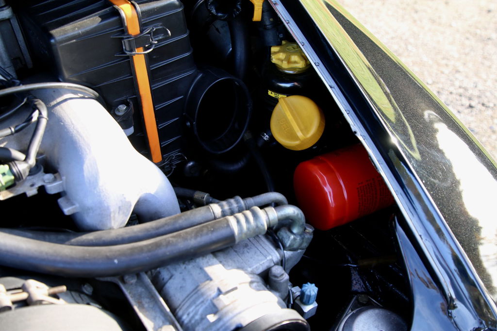 Porsche 964 Carrera 4