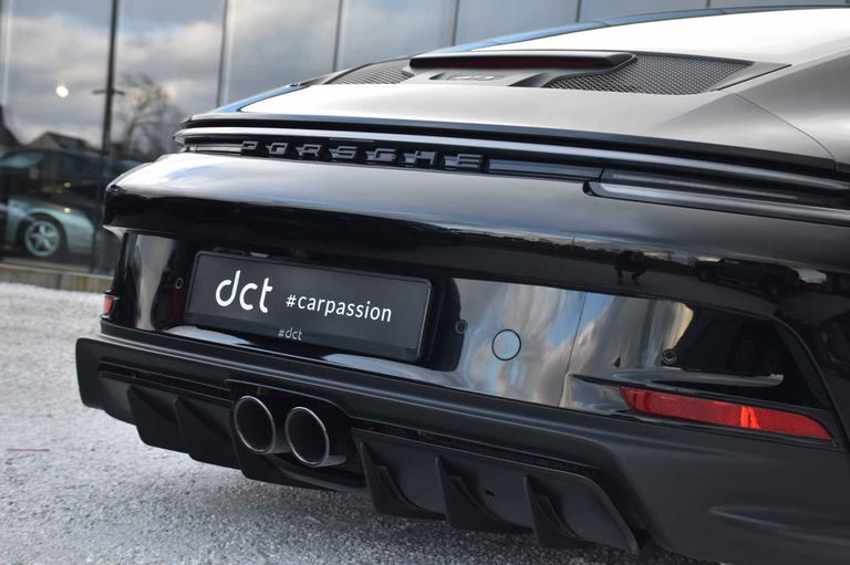 Porsche 992 GT3 Touring