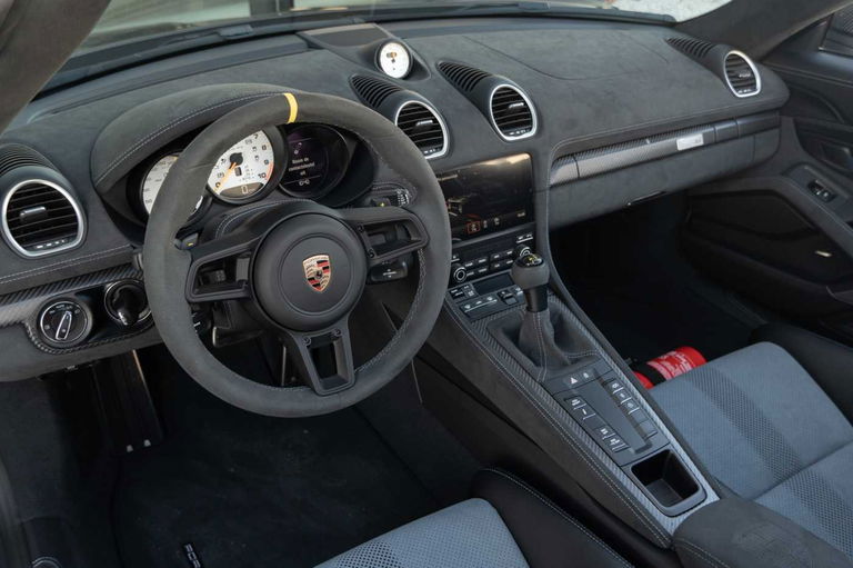 Porsche 718 Spyder RS