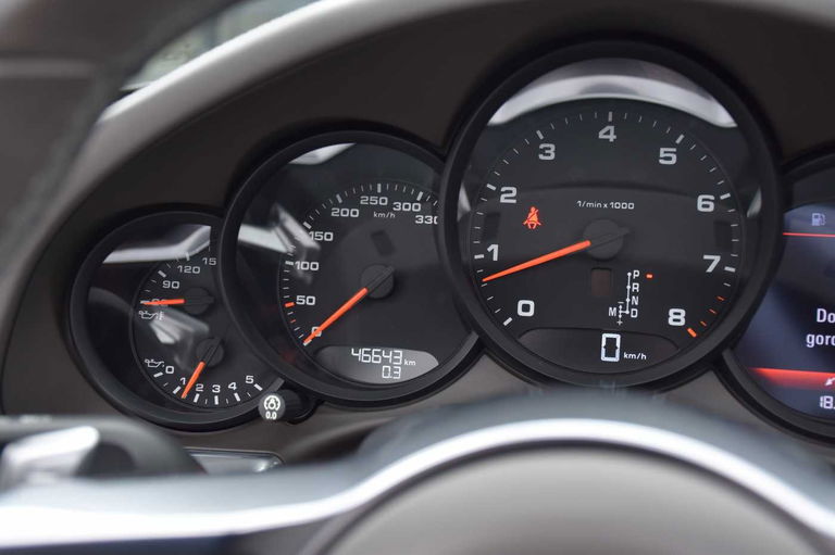 Porsche 991 Carrera 4