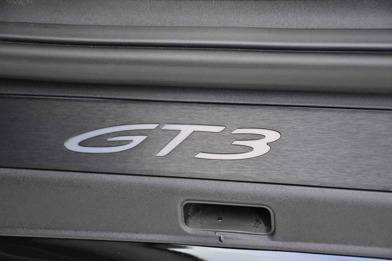 Porsche 992 GT3 Touring